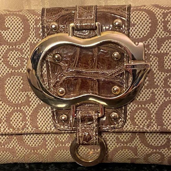 Guess Wallet - Picture 5 of 5